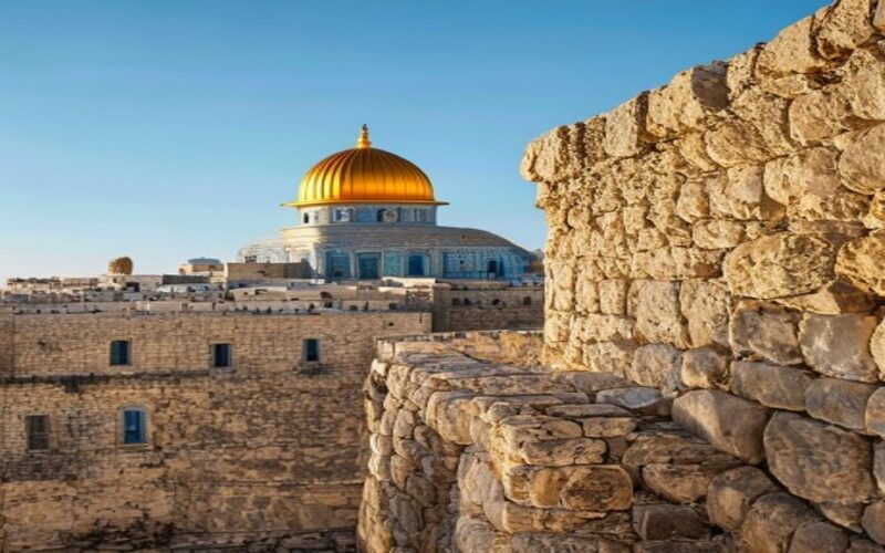 Ben-Gvir Visits Temple Mount, Calls for Expanded Worshipper Access Amid Iran War Restrictions