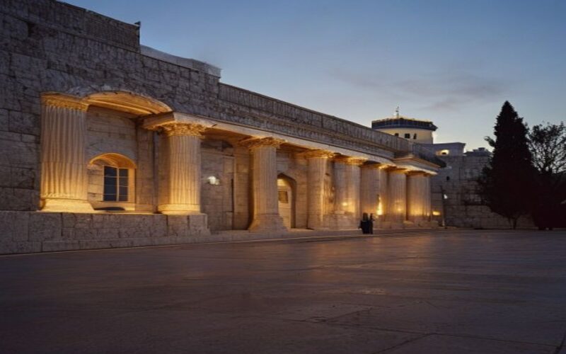 High Court Faces Tough Balance Between Rule of Law and Wartime Realities