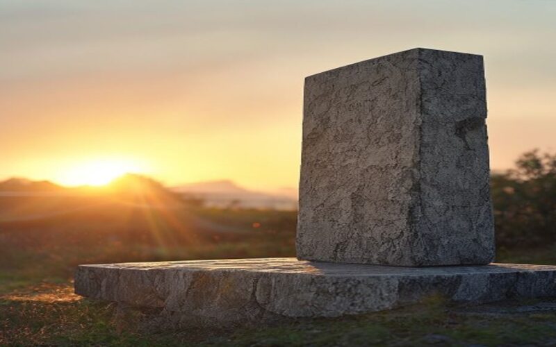 Two Arrested After Attempted Arson at Golders Green Iranian Memorial